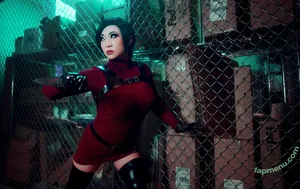 Yaya Han / yayahan nude photo #0088