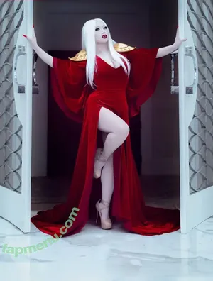 Yaya Han / yayahan nude photo #0095