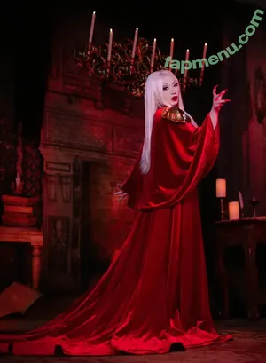 Yaya Han / yayahan nude photo #0097