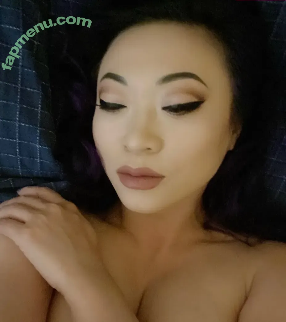 Yaya Han nude photo #0023 (yayahan)