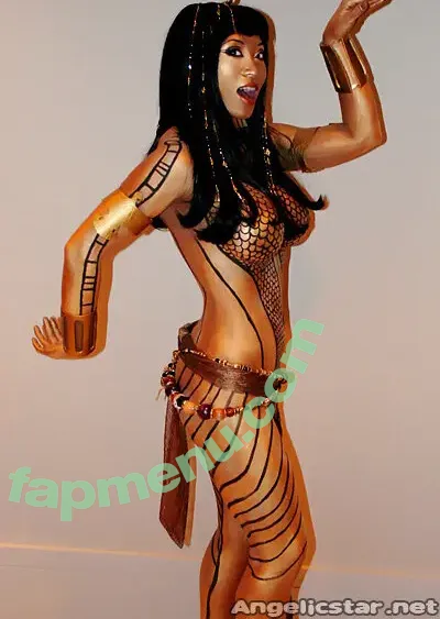 Yaya Han nude photo #0029 (yayahan)
