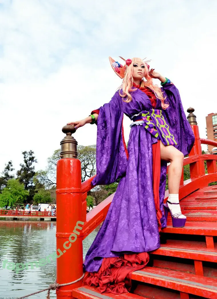 Yaya Han nude photo #0073 (yayahan)