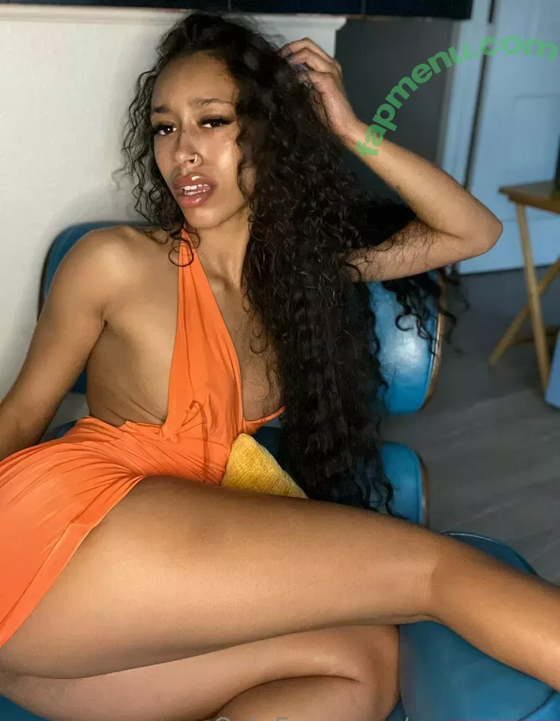 yazzyyams nude photo #0889 (Queen Yasmeena / yazzylonglegs)