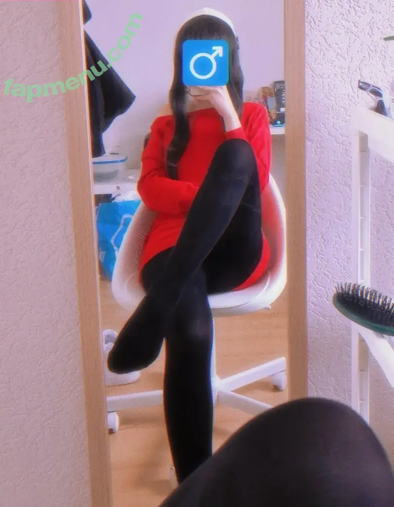 Yclawz nude photo #0002 (Yclawz)
