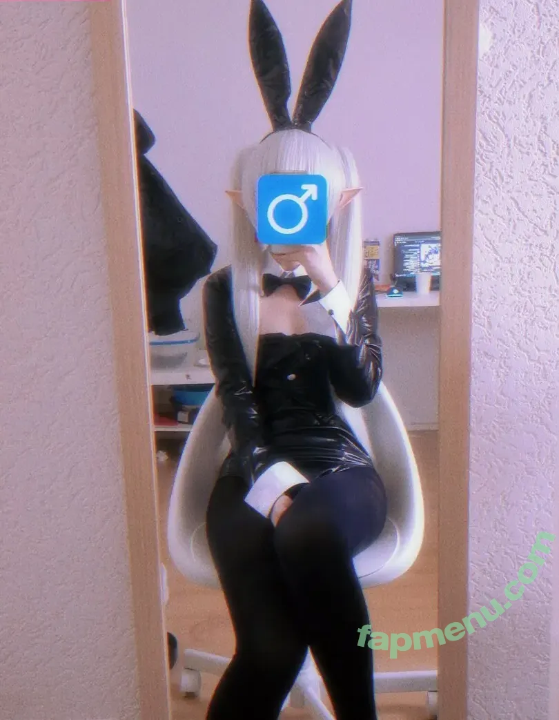 Yclawz nude photo #0002 (Yclawz)