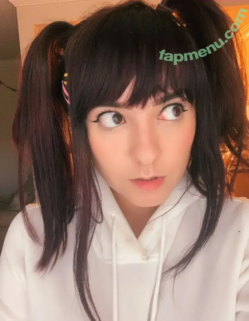 Yellowspoongirl nude photo #0225 (Yellowspoongirl)