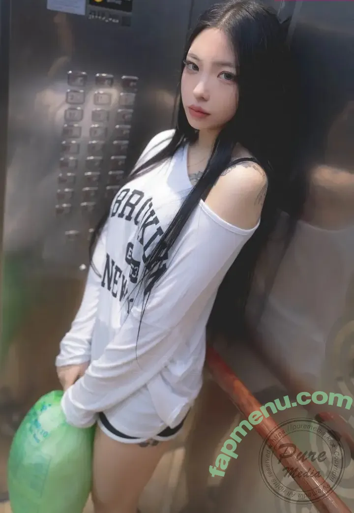 Yeon Hwa nude photo #0013 (Yeon Hwa)