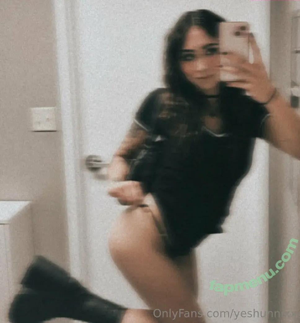 yeshunnixx nude photo #0097 (yeshunnixx)