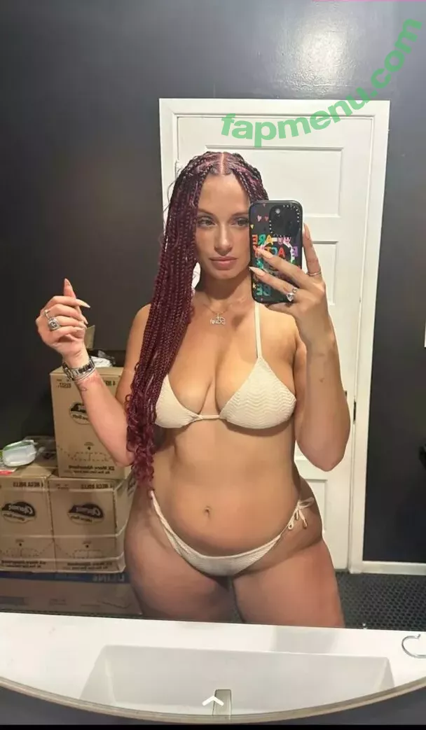 Yesjulz nude photo #0069 (Yesjulz)