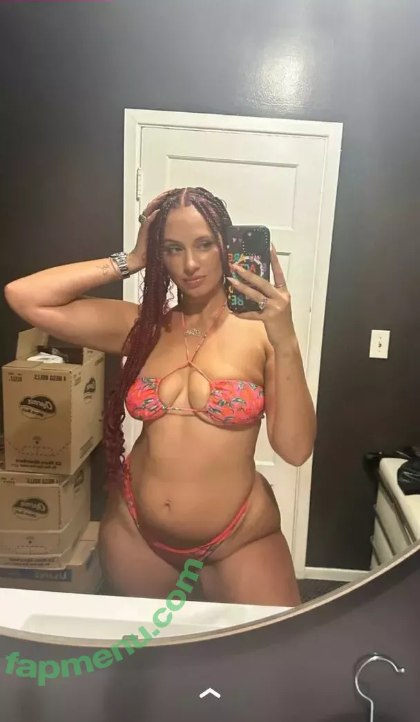Yesjulz nude photo #0075 (Yesjulz)