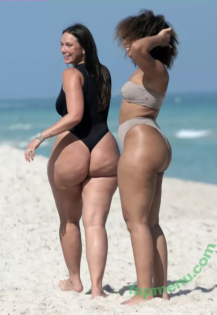 Yesjulz nude photo #0196 (Yesjulz)
