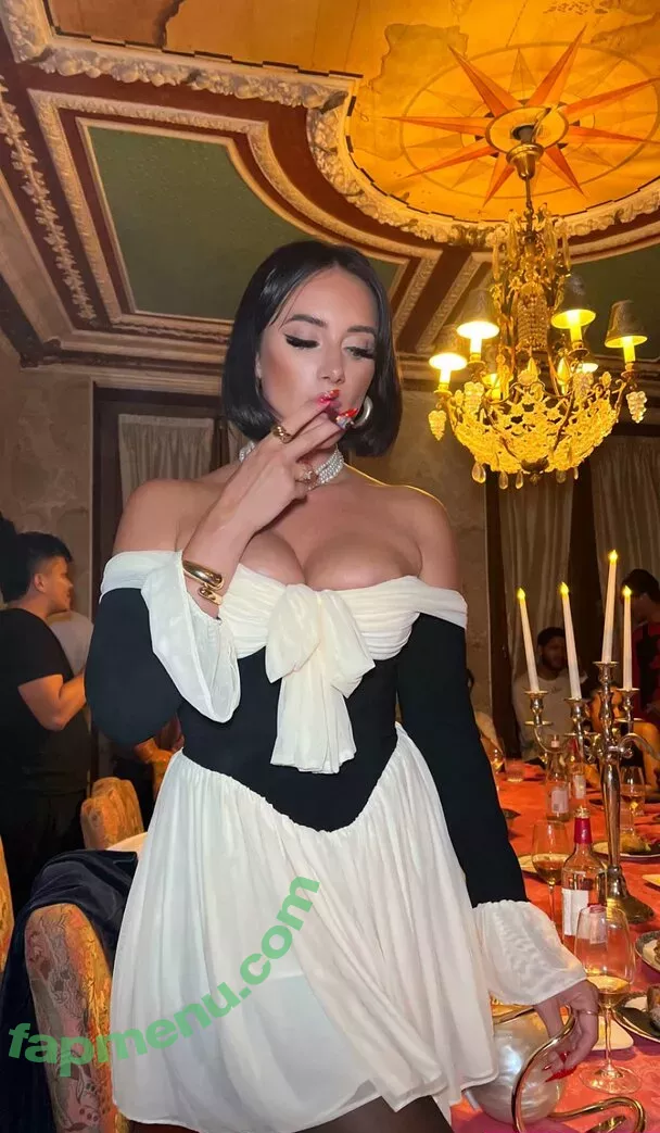 Yesjulz nude photo #0372 (Yesjulz)
