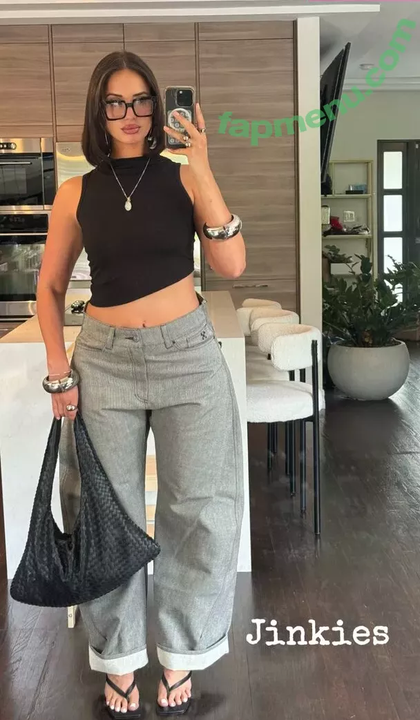 Yesjulz nude photo #0439 (Yesjulz)