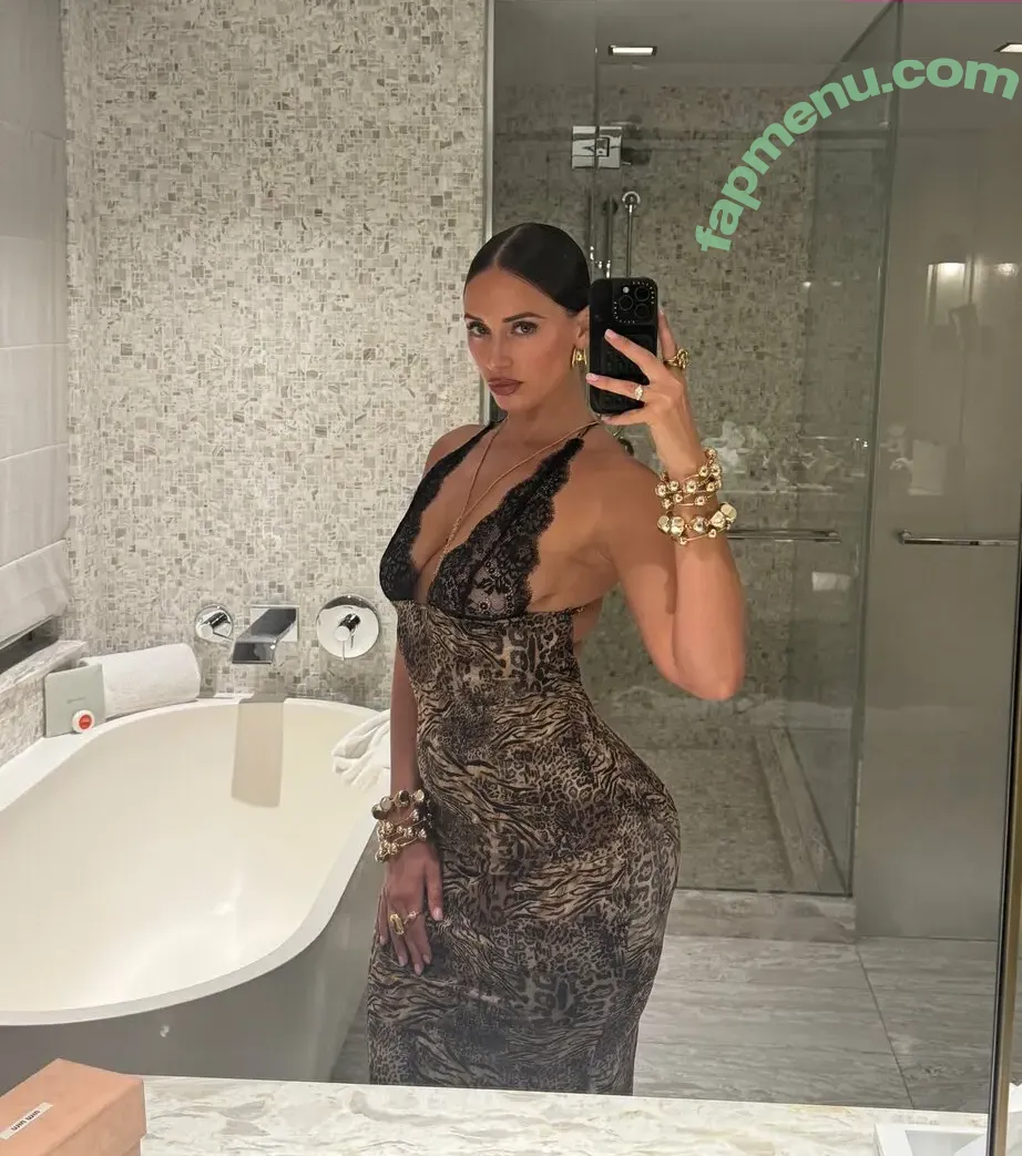 Yesjulz nude photo #0006 (Yesjulz)