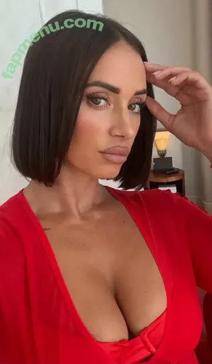 Yesjulz nude photo #0001