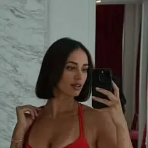 Yesjulz nude photo #0005