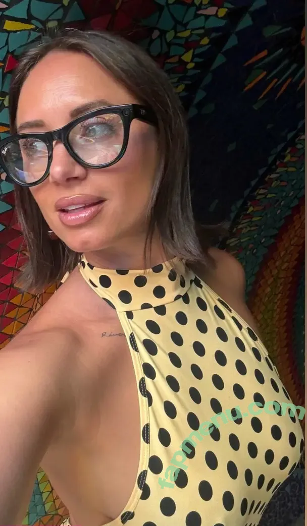 Yesjulz nude photo #0105 (Yesjulz)