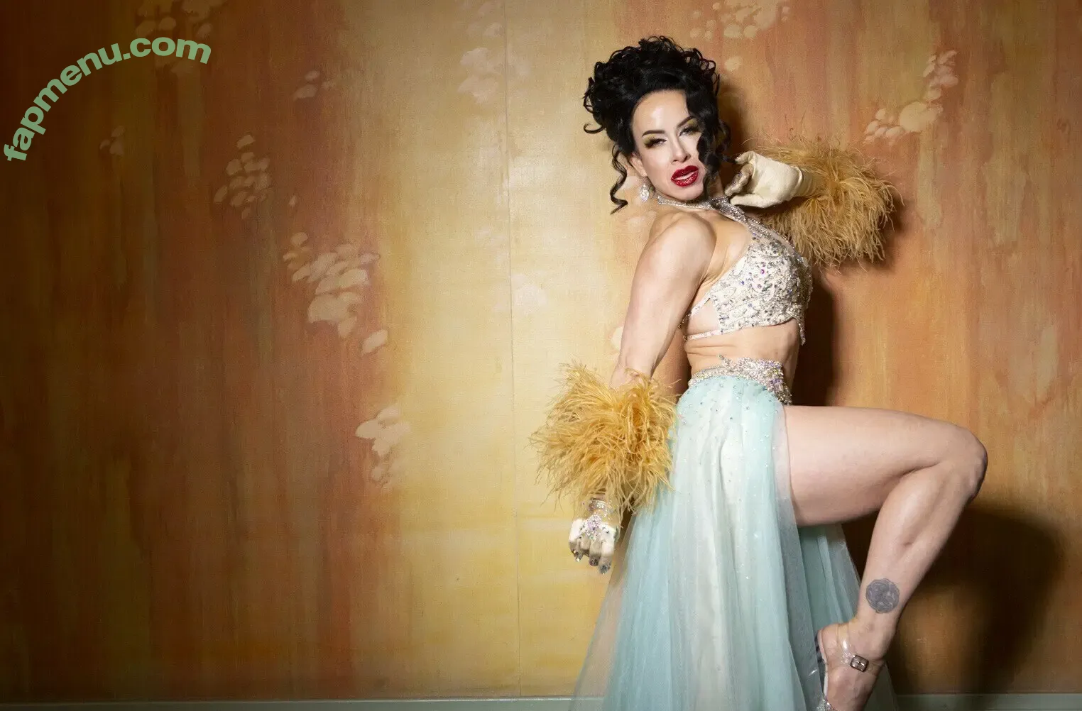 yesqueenpea nude photo #0010 (yes.queen.pea)
