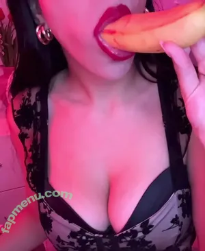 Yeya ASMR / yeya_asmr / yeyaa_asmr nude photo #0017