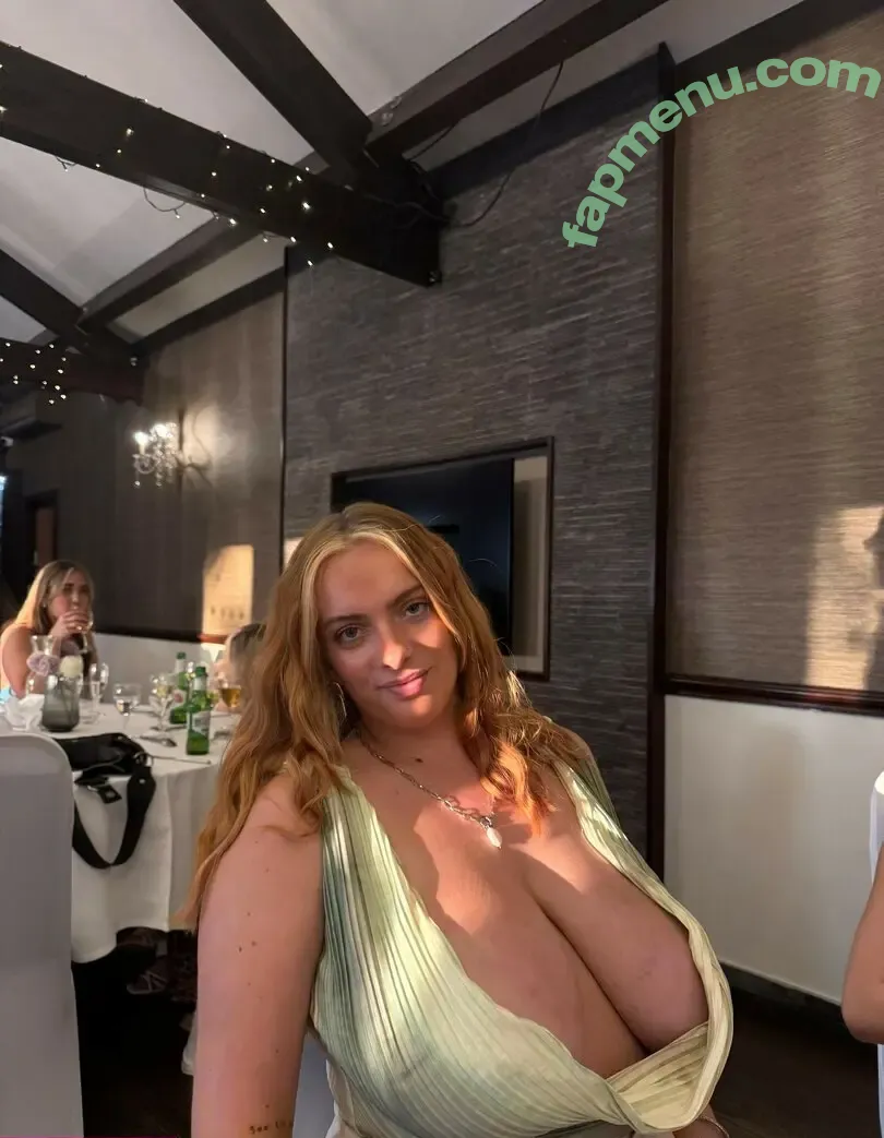 Ygwbt nude photo #1167 (Ygwbt)