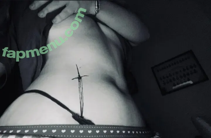 Ygwbt nude photo #1191 (Ygwbt)