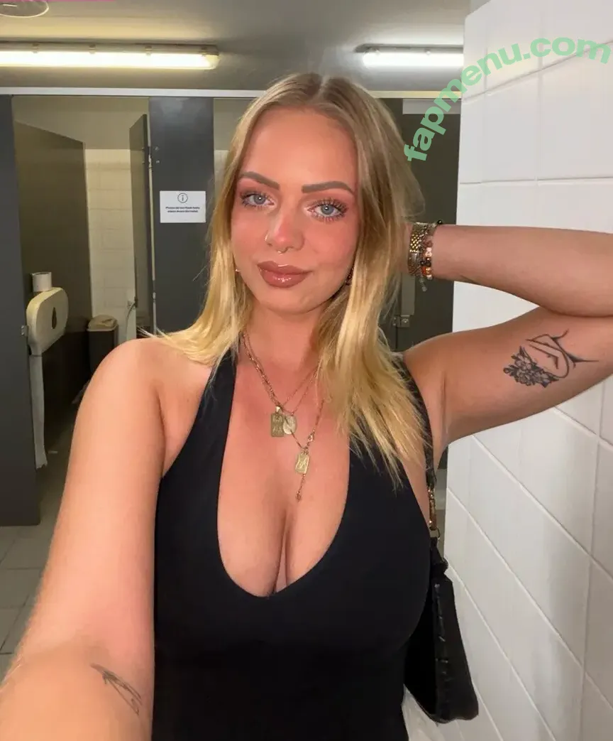 Ygwbt nude photo #1201 (Ygwbt)
