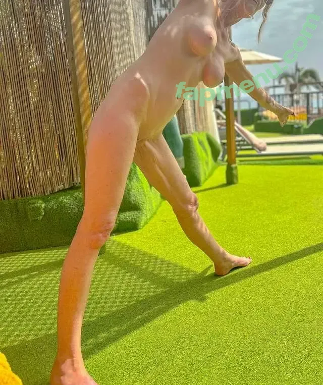 Yoga_Mom nude photo #0013 (Yoga_Mom)