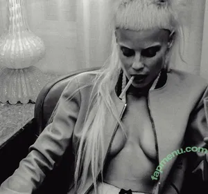 Yolandi Visser / Yo-landi Vi$$er / zefside.represent nude photo #0089