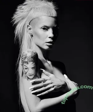 Yolandi Visser / Yo-landi Vi$$er / zefside.represent nude photo #0091