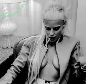 Yolandi Visser / Yo-landi Vi$$er / zefside.represent nude photo #0110