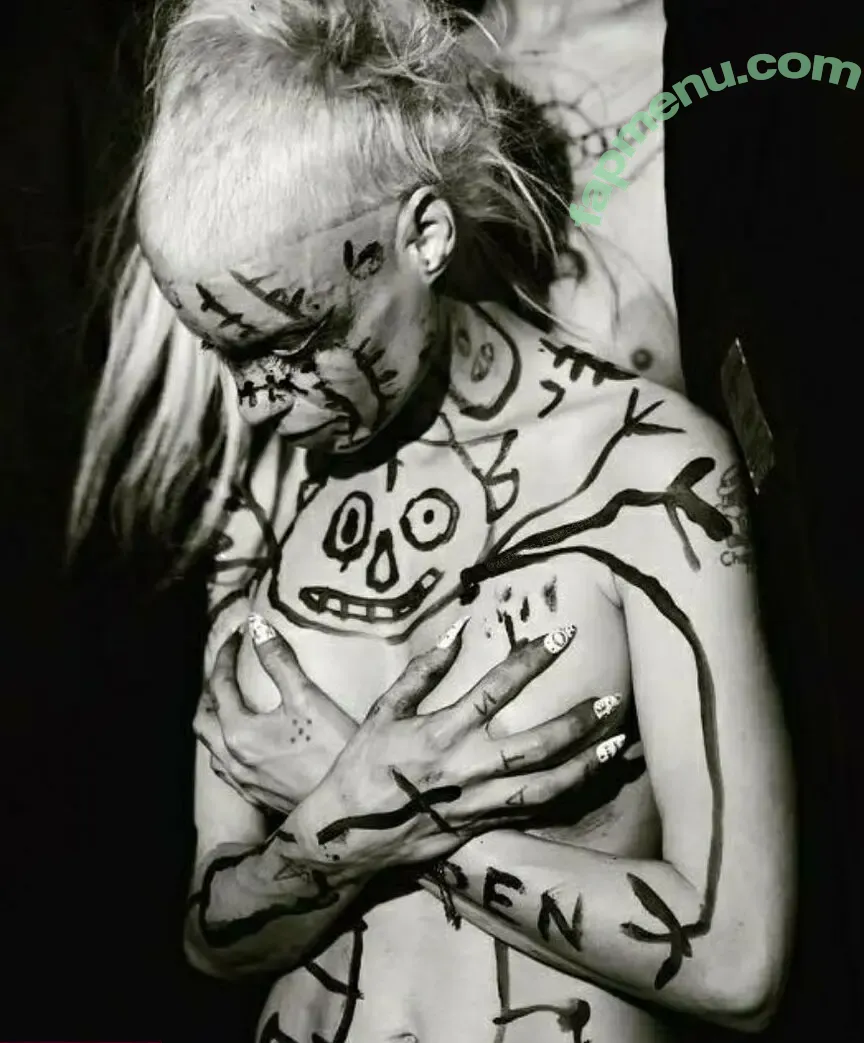 Yolandi Visser nude photo #0087 (Yo-landi Vi$$er / zefside.represent)