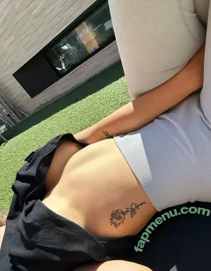  nude photo #0009