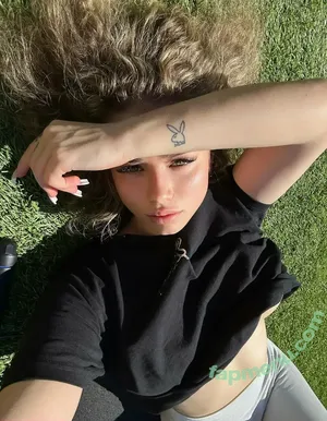  nude photo #0010