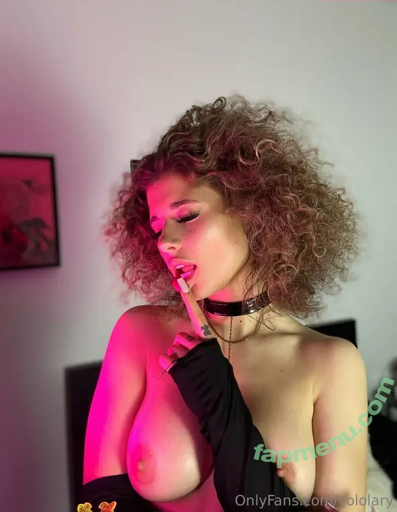 yoloschnitzel nude photo #0012 (2girlsonepatreon)