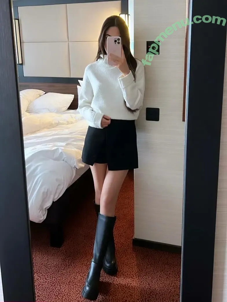 Yoona French Streamer nude photo #0019 (yoona_megami)