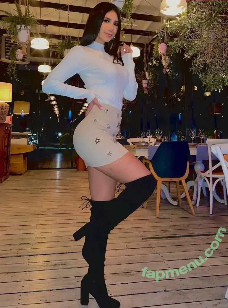 Yoselin Noroña nude photo #0001 (Yoselin Noroña)