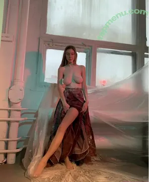  nude photo #0007