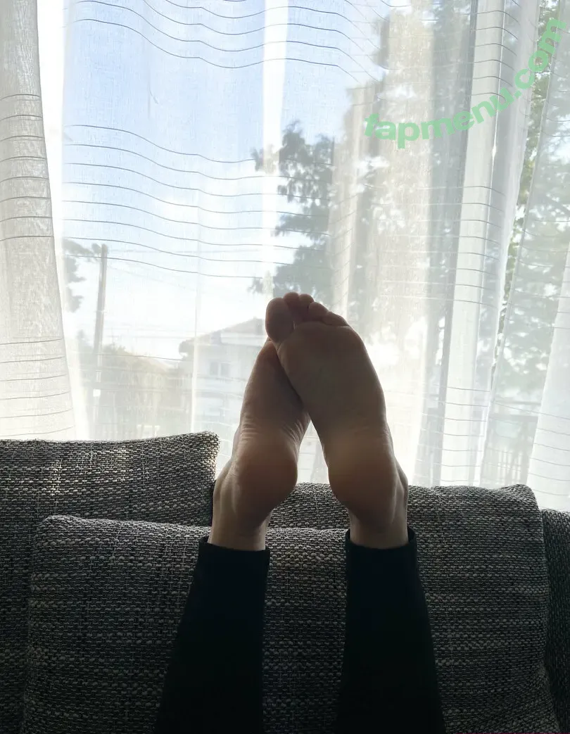 your_feet_fantasies nude photo #0022 (your_feet_fantasies)