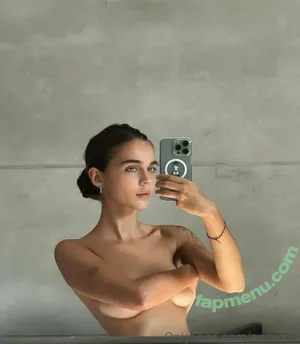  nude photo #0030