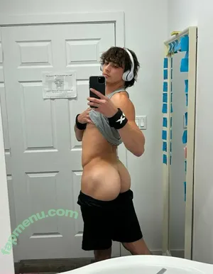 yourfreeloverboy / yourboyfriend nude photo #0008