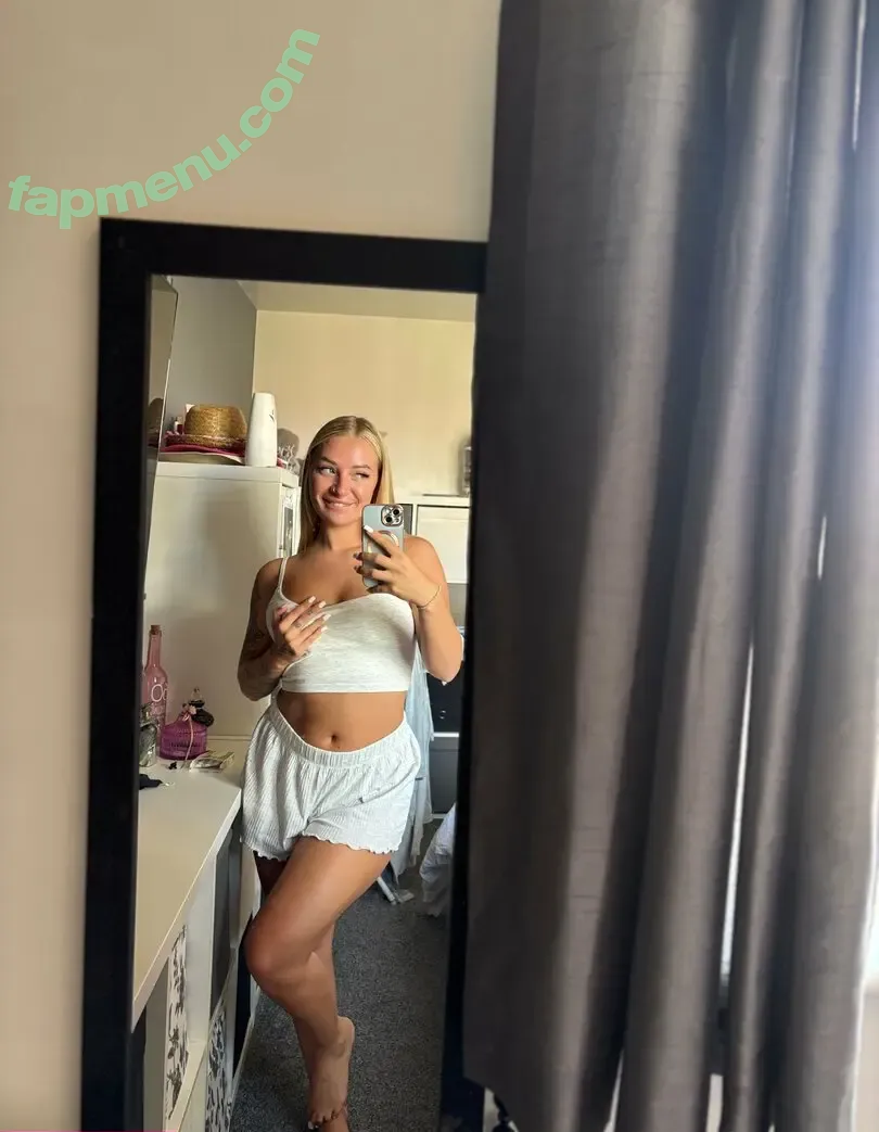 yourgirlfriendcourtney nude photo #0023 (yourgirlfriendcourtney)