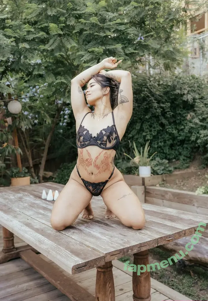 yourladyrain nude photo #0081 (your.lady.rain)