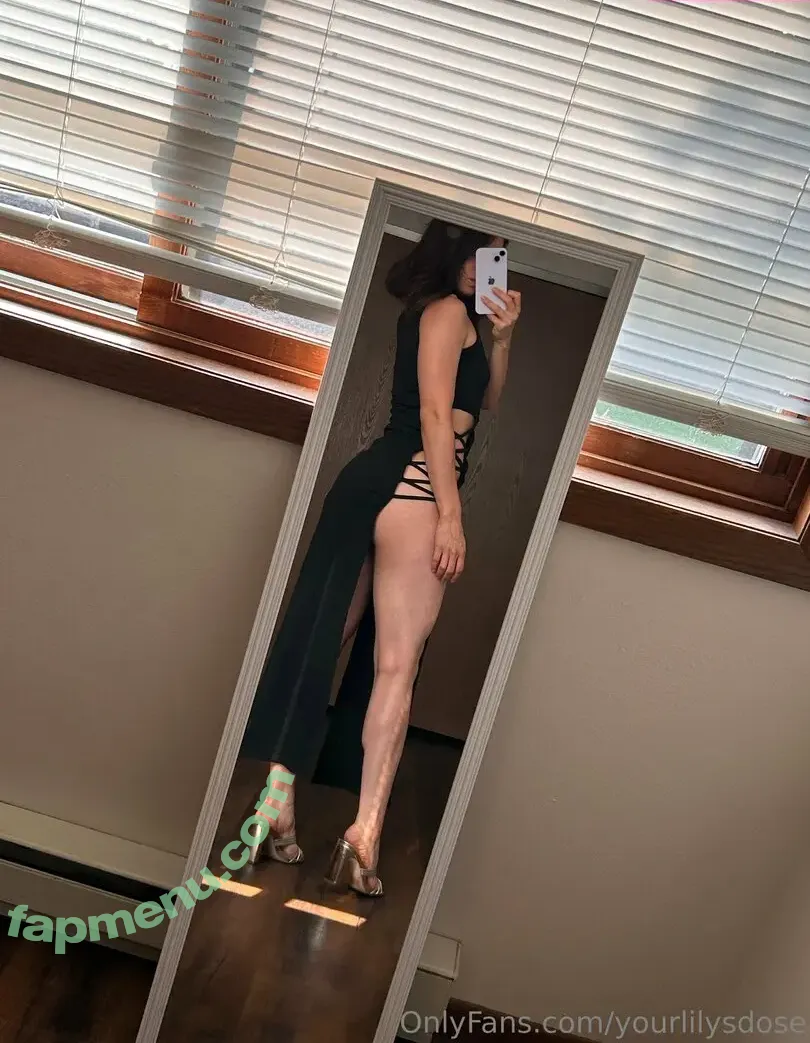 yourlilysdose nude photo #0021 (yourlilysdose)