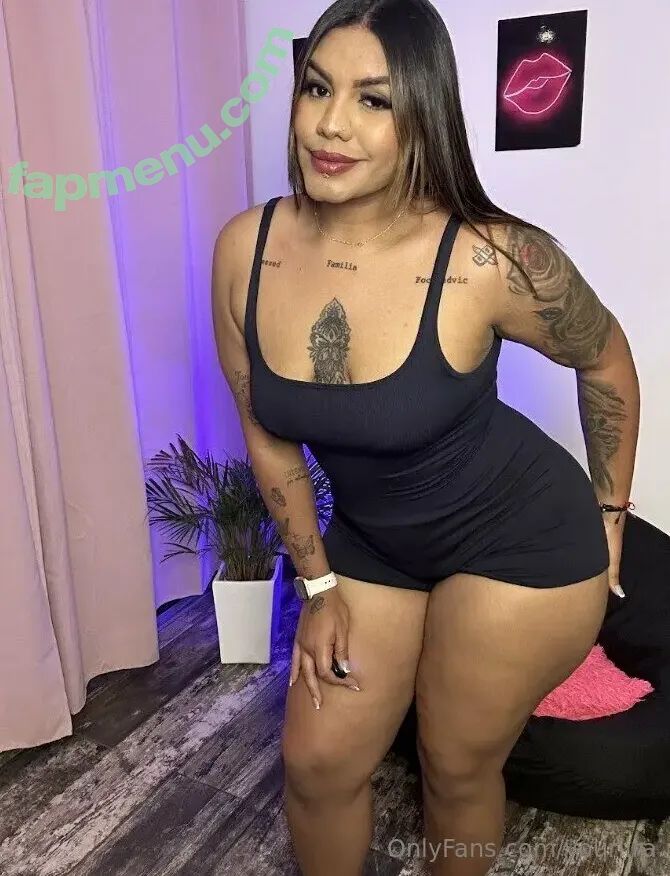 yourlira nude photo #0080 (yourlira__)