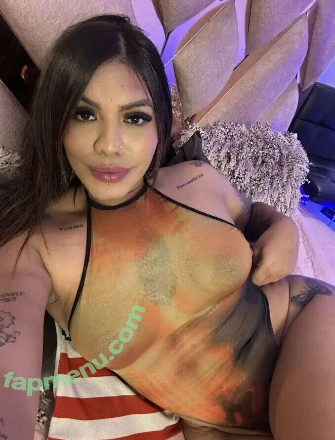 yourlira nude photo #0115 (yourlira__)