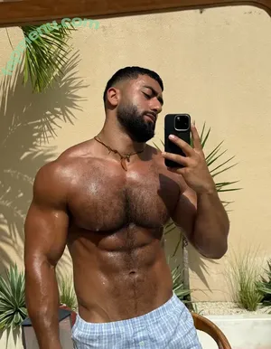 yourpersianking / elyassorari nude photo #0002