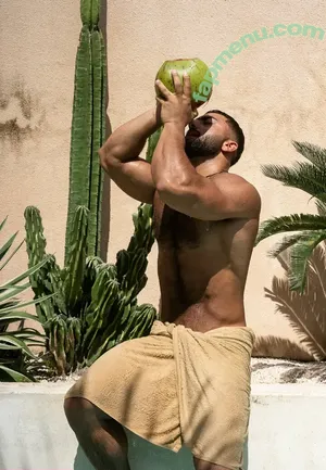 yourpersianking / elyassorari nude photo #0008