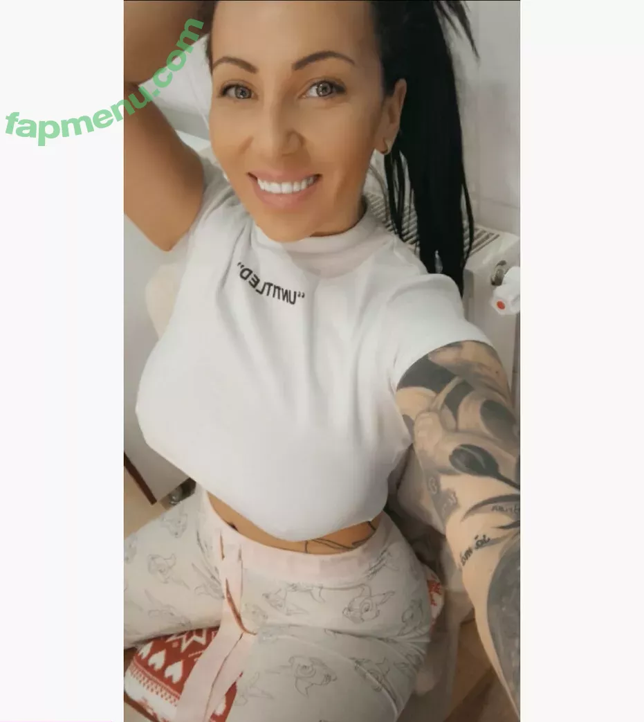 yourteacher01 nude photo #0011 (missamerrrickaa)