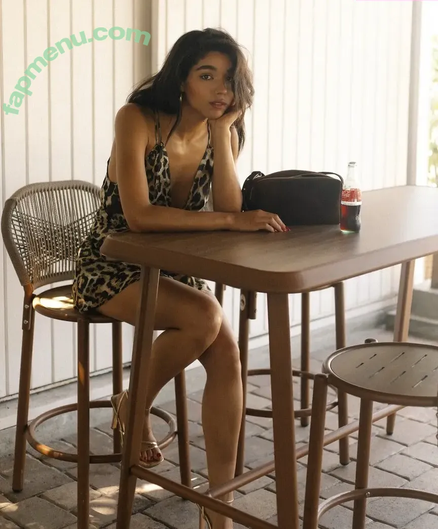 Yovanna Ventura nude photo #0978 (Yoventura / whoisyoventura)