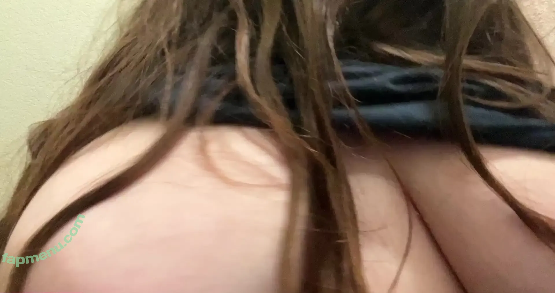 yrbigboobgf nude photo #0008 (itsjenwarnes)